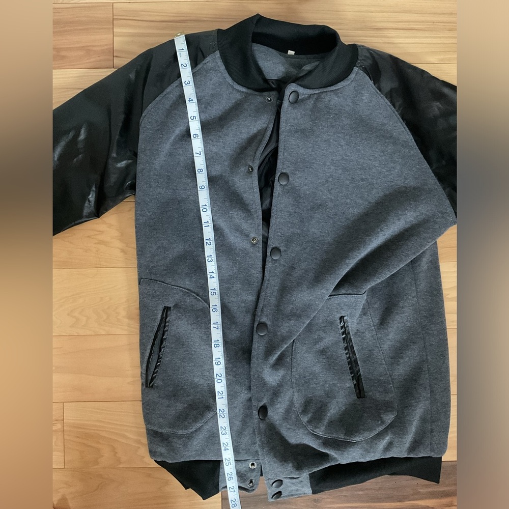 Bomber jacket - Picture 3 of 5